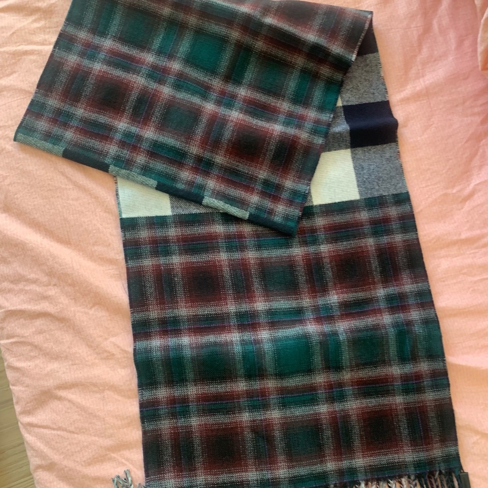NWT AUTHENTIC Bur Burberry Reversible Colour Check Wool Scarf  168x30cm $430 - Picture 4 of 7